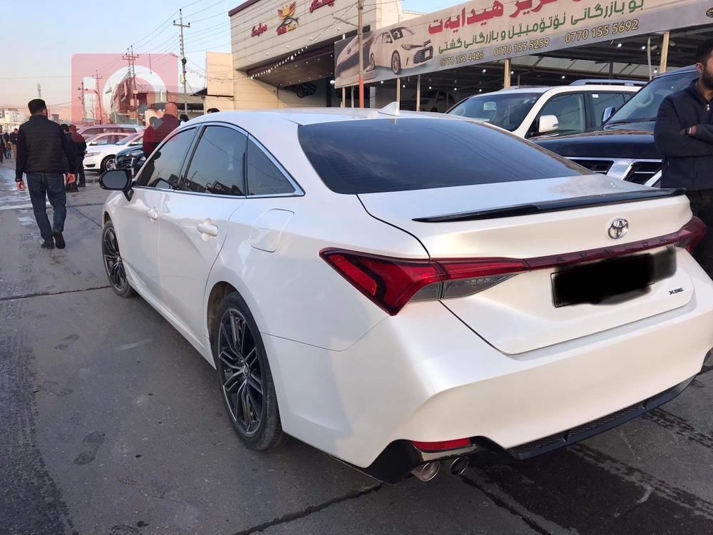 تويوتا أفالون